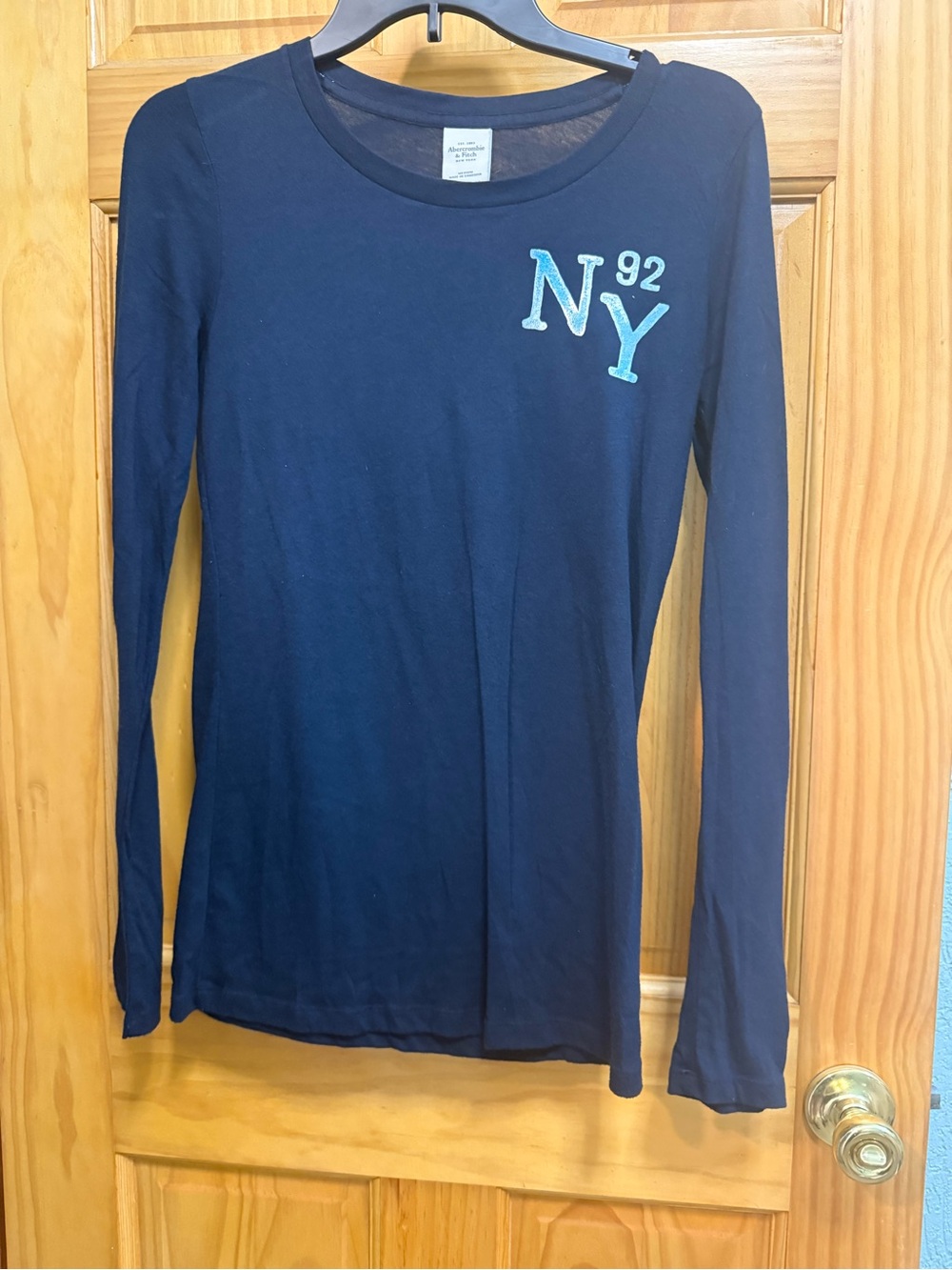 VTG. Abercrombie & Fitch Navy Long Sleeve Tee with NY 92 Patch size M